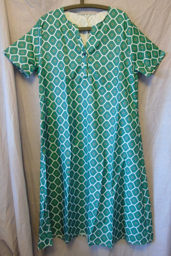 Green Sheen Patterned Maxi Dress Size 16 XL Shein